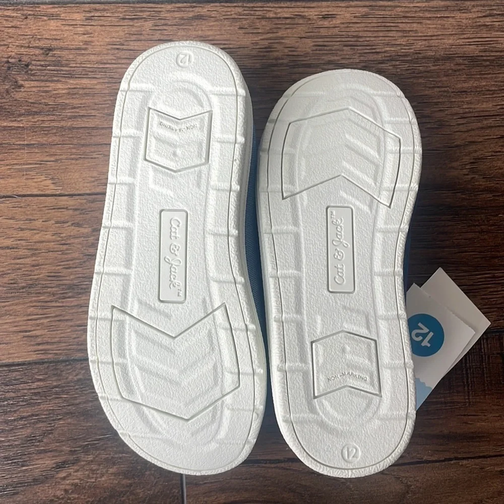 Cat & Jack Boys shoes blue Bobby lace loafers New size 12
